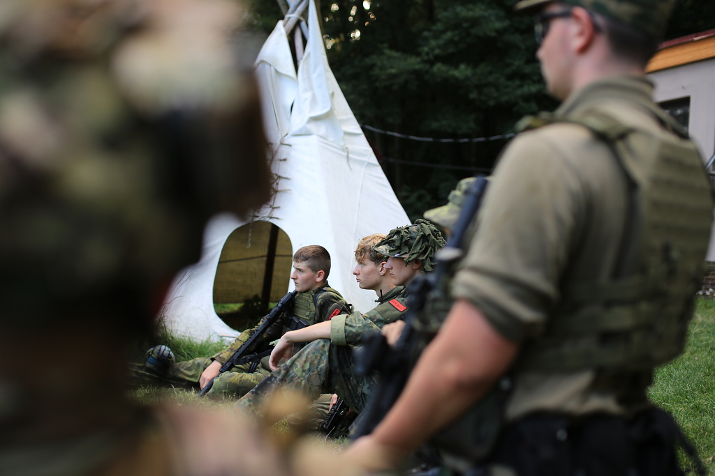 Debriefing po akci výběru do Delty