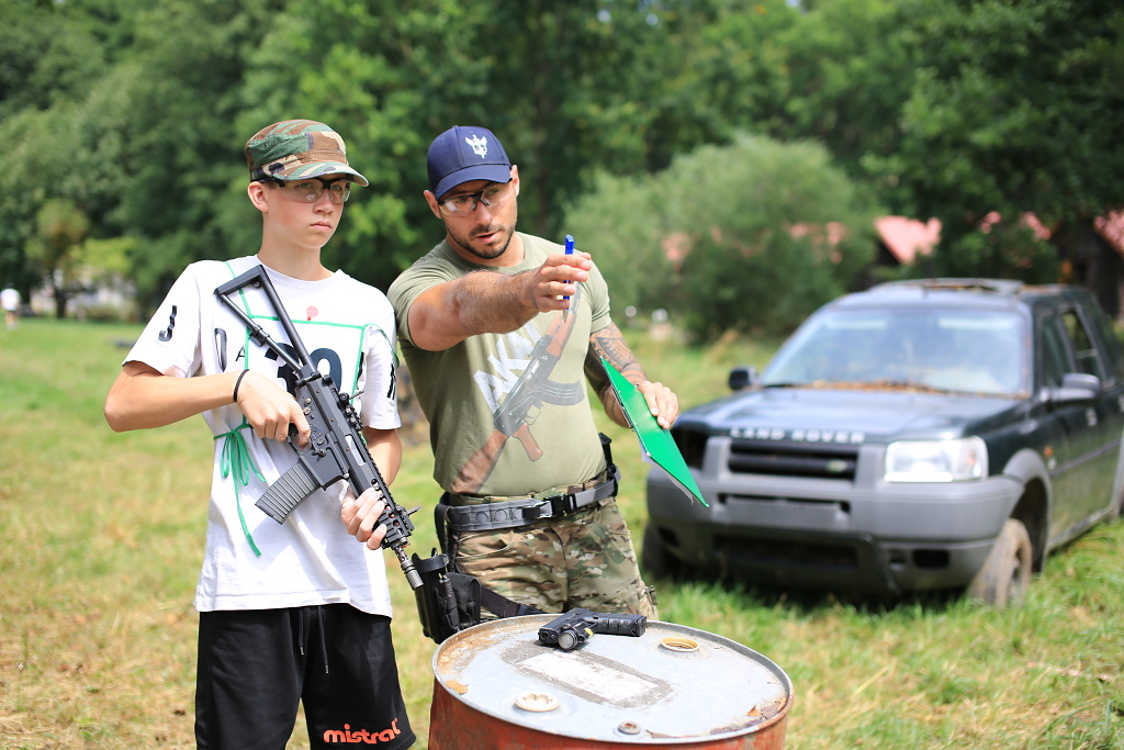 Fyzická a střelecká v rozřazováku