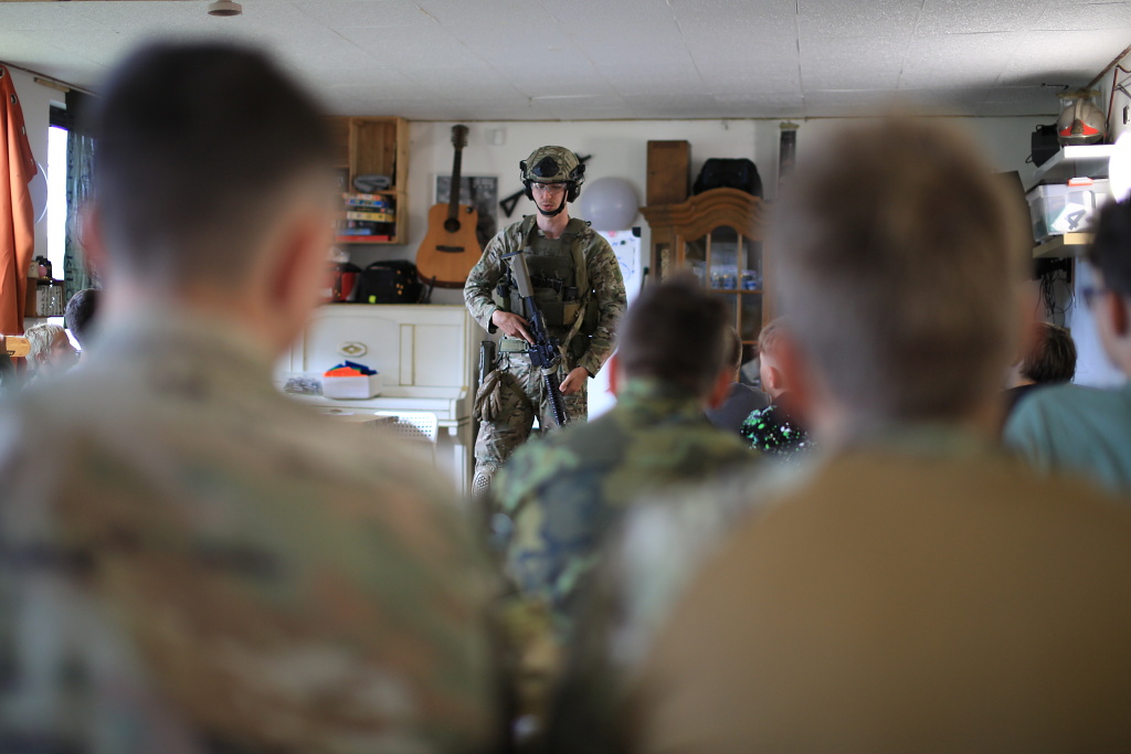 Letní dětský tábor 2026 - ARMYCRAFT