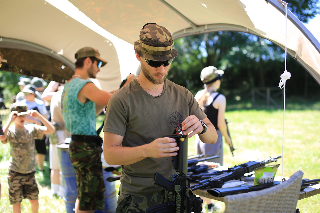 První střelnice a výcvik střelecké techniky