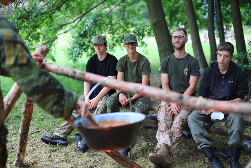 Voják se stará, voják má