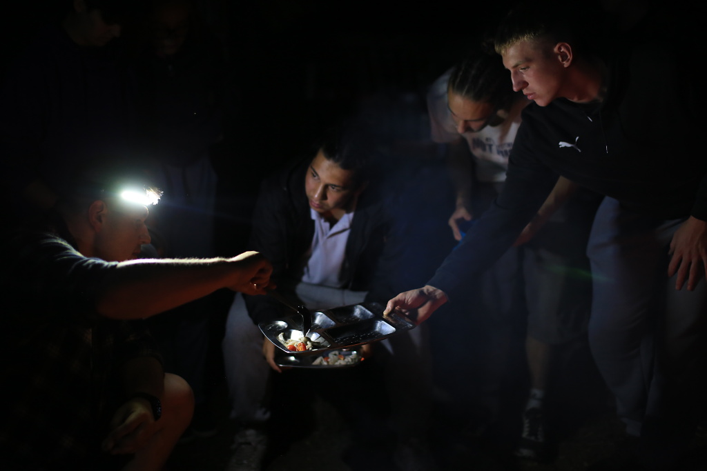 Žabí stehýnka pro Sierru